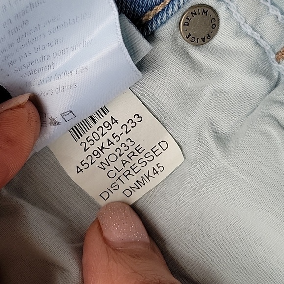 PAIGE Size 24 Jacqueline Straight Distressed-Hem Jeans in Clare - Picture 9 of 9